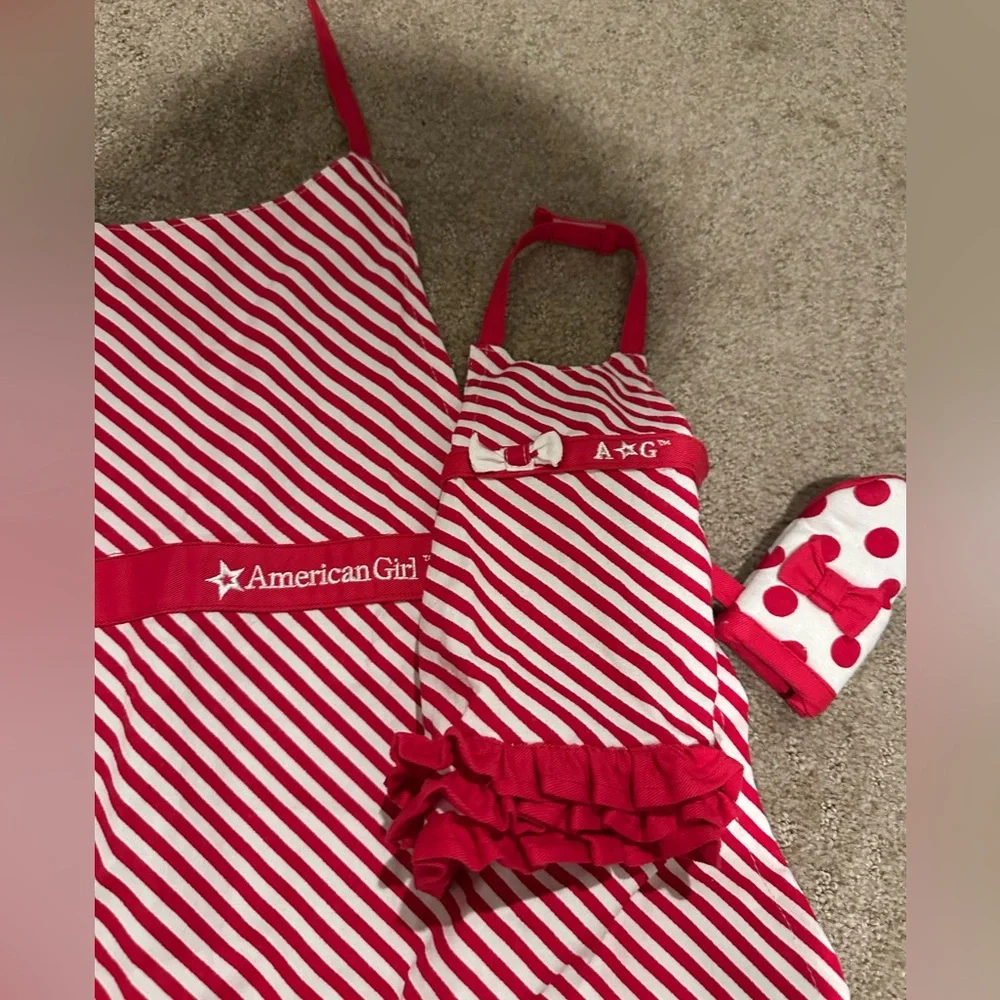American Girl Doll Matching Red and White Striped Apron Set with Polka Dot Mitts - Picture 2 of 5